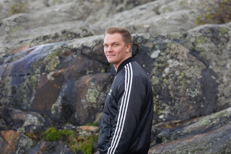 Miten Koydesta Roikkuminen Unessa Vaikuttaa Elämäsi?
